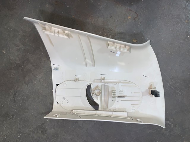 2004 Lincoln Aviator Rear RH Passenger C Pillar Trim Panel OEM 3L24-7831004