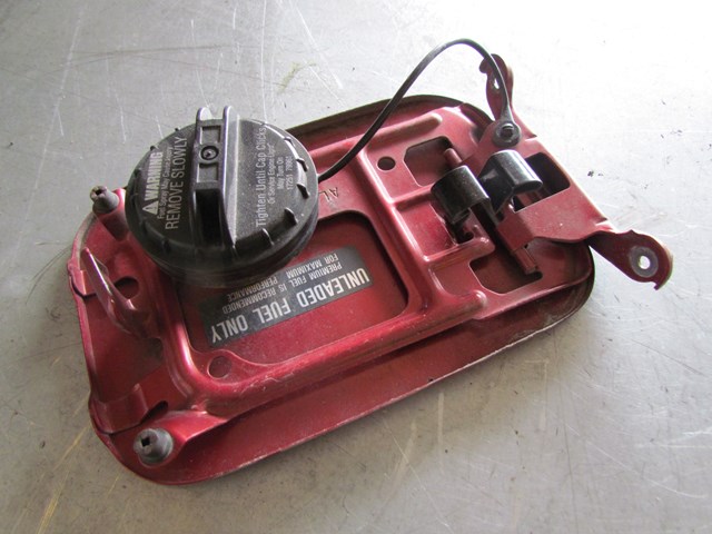 2003 Infiniti G35 Sedan AT Fuel Door With Cap