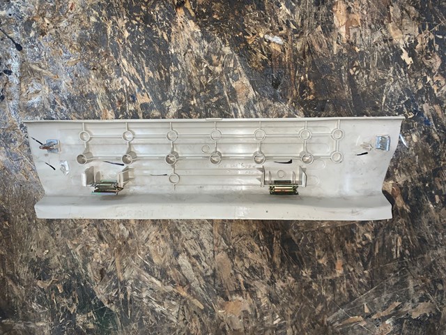 2004 Lincoln Aviator RH Passenger Rear Door Sill Scuff Panel Trim OEM 1L24-78132