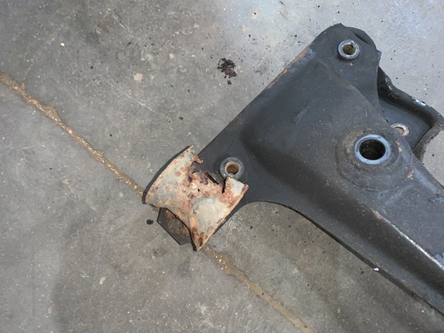 1987 BMW 325is E30 Coupe Front Subframe Crossmember Engine Cradle OEM