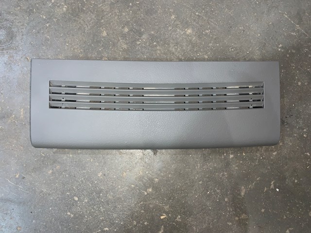 2004 Lincoln Aviator Dash Defroster Vent OEM 2C5X-78044A92