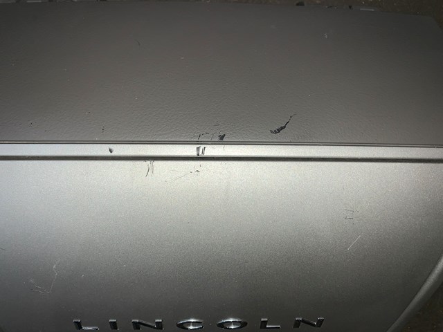 2004 Lincoln Aviator Front Dash Radio Compartment Cover OEM 104320031T5