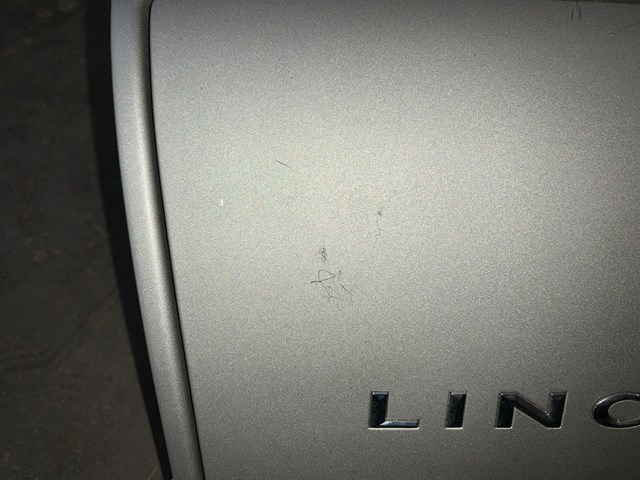 2004 Lincoln Aviator Front Dash Radio Compartment Cover OEM 104320031T5