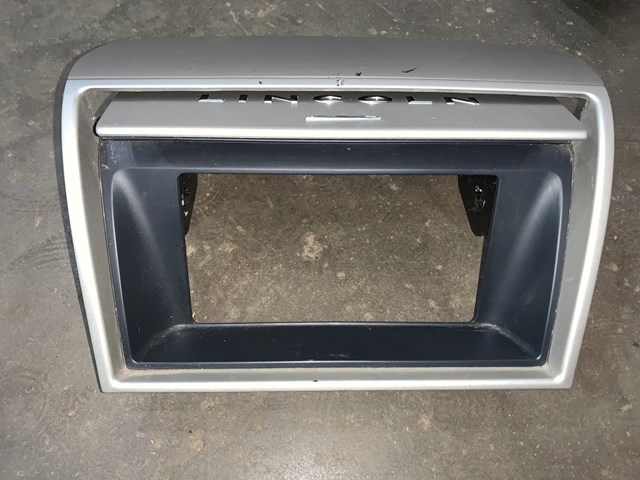 2004 Lincoln Aviator Front Dash Radio Compartment Cover OEM 104320031T5