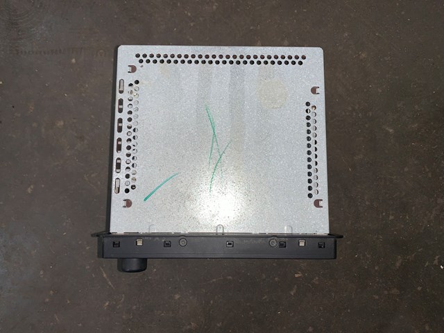 2004 Lincoln Aviator AM/FM/CD Radio OEM 4C5T-18C868-AB