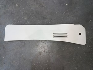 2004 Lincoln Aviator Center Console Side Dash Vent Trim RH Passenger OEM 4C54780