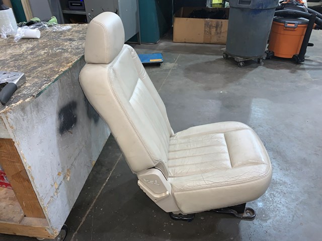 2004 Lincoln Aviator Rear RH Passenger 2nd Row Leather Seat Tan OEM