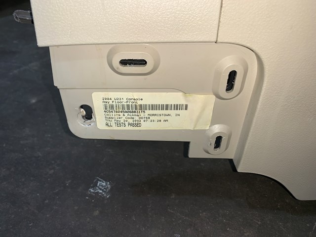 2004 Lincoln Aviator Front Center Console Arm Rest W/ Rear Climate Control OEM