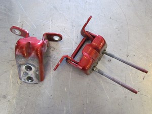 2003 Infiniti G35 Sedan AT Rear LH Drivers Door Hinge Pair