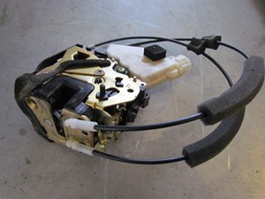 2003 Infiniti G35 Sedan Rear LH Drivers Door Lock Actuator 80553AL500