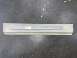 2004 Lincoln Aviator LH Driver Door Sill Kick Plate Tan OEM 2C54-7813201-AFW