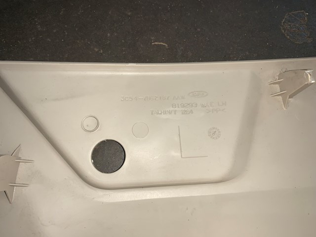 2004 Lincoln Aviator LH Driver Interior Trim Panel Tan OEM 3C54-7862187