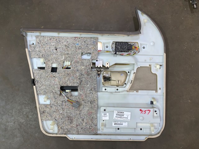 2004 Lincoln Aviator Front RH Passenger Door Panel OEM