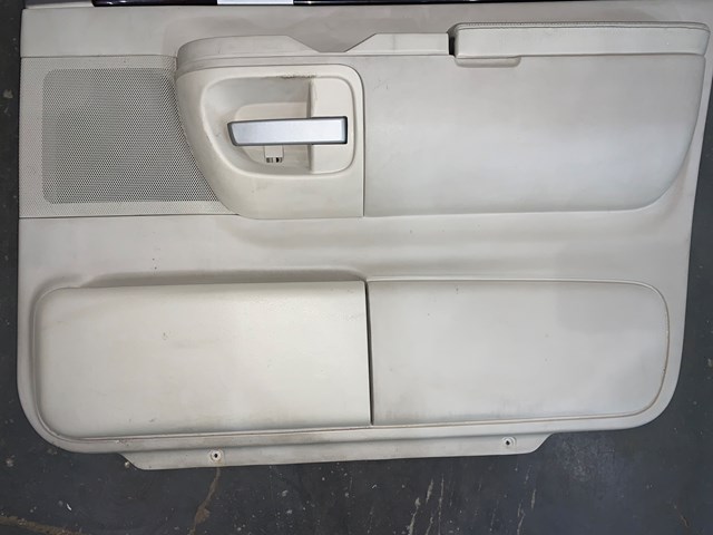 2004 Lincoln Aviator Front RH Passenger Door Panel OEM