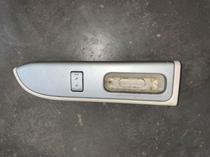 2004 Lincoln Aviator Front RH Passenger Door Panel Switch Bezel OEM