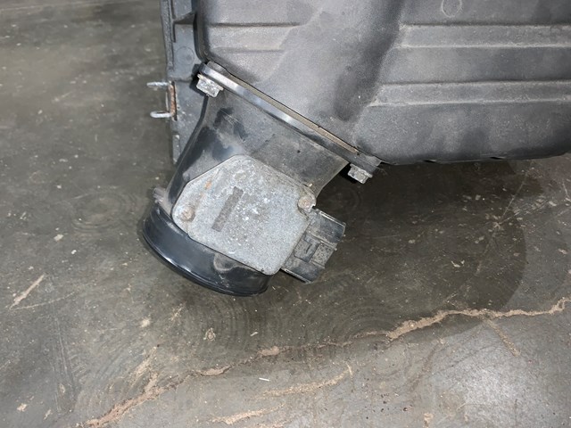 2004 Lincoln Aviator Air Cleaner Box OEM