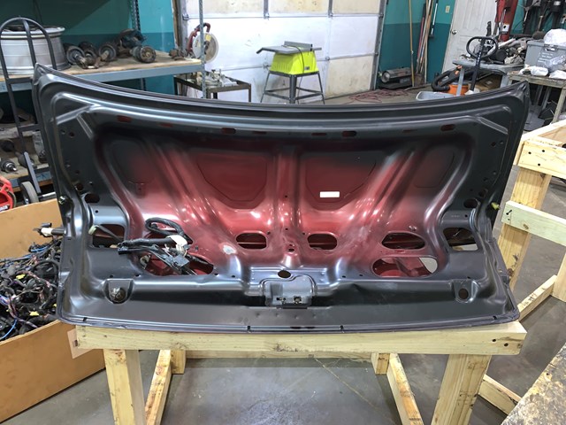 2001 Subaru Legacy Trunk Lid OEM (NEW PAINT)