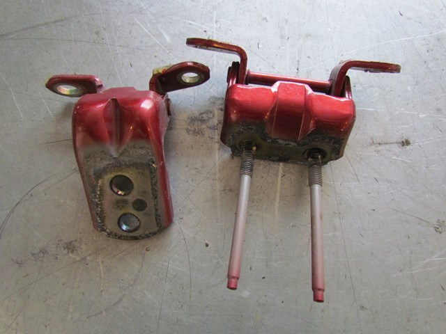 2003 Infiniti G35 Sedan AT Rear RH Passenger Door Hinge