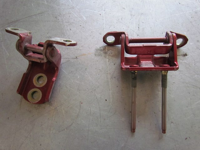 2003 Infiniti G35 Sedan AT Rear RH Passenger Door Hinge