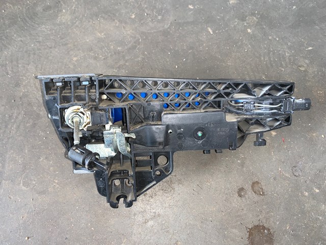 2010 Audi S4 Front LH Driver Exterior Door Handle Blue OEM 8T01837885