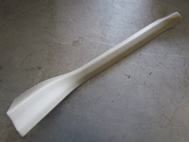 2003 Infiniti G35 Sedan Rear RH Passenger Inner Door Sill Kick Plate 76953 AL500