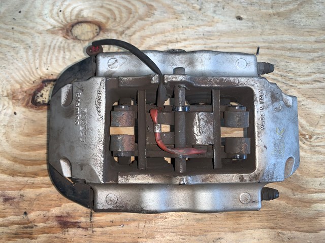 2004-2010 Porsche Cayenne Rear LH Driver Brembo Brake Caliper (1)