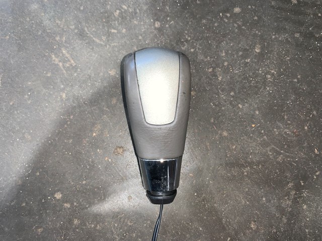 2004 Lincoln Aviator Shift Knob OEM