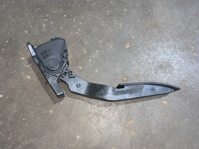 2019-2021 Cadillac XT4 Gas Pedal Throttle Accelerator 545334844