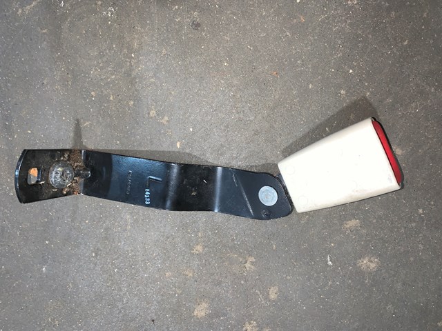 2004 Lincoln Aviator LH Driver Seat Belt Buckle OEM