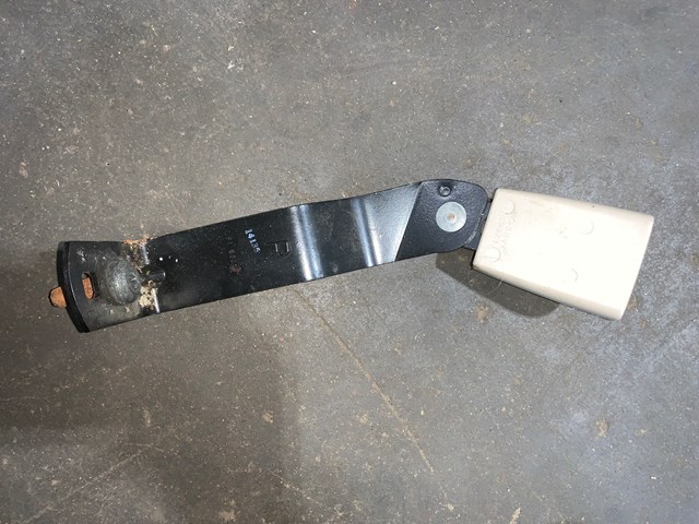 2004 Lincoln Aviator RH Passenger Seat Belt Buckle OEM
