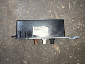 2012 Porsche Panamera RH Passenger Radio Antenna Amp Booster OEM 97064710501