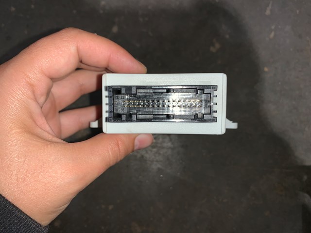 2012 Porsche Panamera TPMS Tire Pressure Monitoring System Module OEM 9706181030