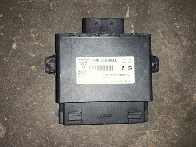 2012 Porsche Panamera Voltage Converter Control Module OEM 7PP959663E