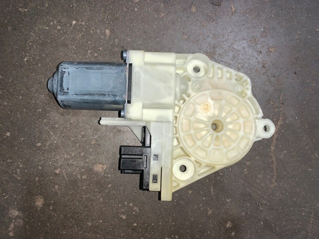 2012 Porsche Panamera Rear LH Driver Power Window Motor OEM 0536011002