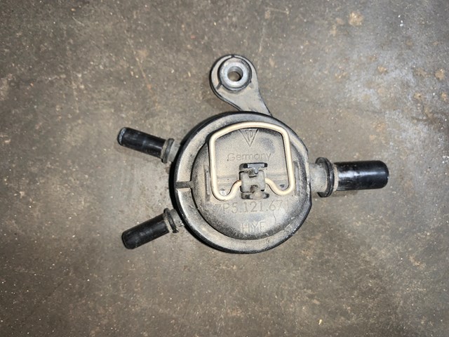 2012 Porsche Panamera Engine Coolant Bleeder Valve OEM 7P5121671