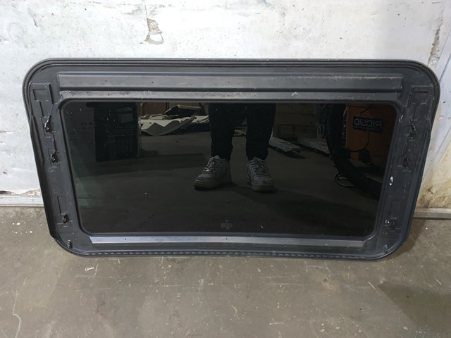 2012 Porsche Panamera Sunroof Moonroof Window Glass OEM