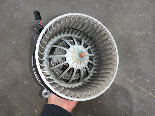 2012 Porsche Panamera HVAC Heater AC Fan Blower Motor OEM