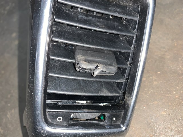 2012 Porsche Panamera Rear RH Passenger Center Console Air Vent OEM 970553172