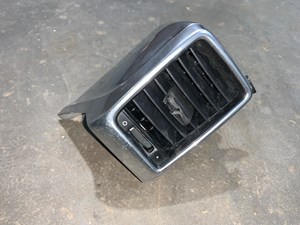 2012 Porsche Panamera Rear RH Passenger Center Console Air Vent OEM 970553172