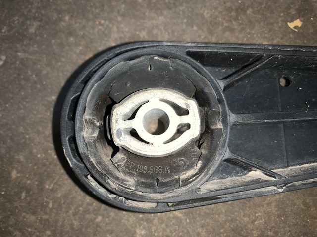 2012 Porsche Panamera Upper Engine Mount Bracket OEM 7PP199331A