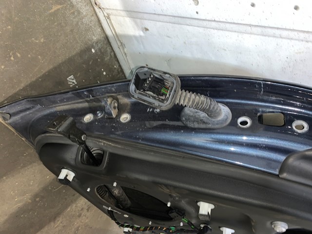 2012 Porsche Panamera Rear RH Passenger Door Shell Assembly OEM Blue