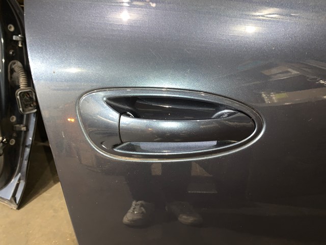 2012 Porsche Panamera Front RH Passenger Door Shell Assembly OEM Blue (SEE DETAI