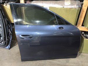 2012 Porsche Panamera Front RH Passenger Door Shell Assembly OEM Blue (SEE DETAI