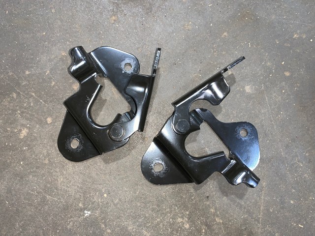 2012 Porsche Panamera Rear LH RH Seat Striker Brackets OEM