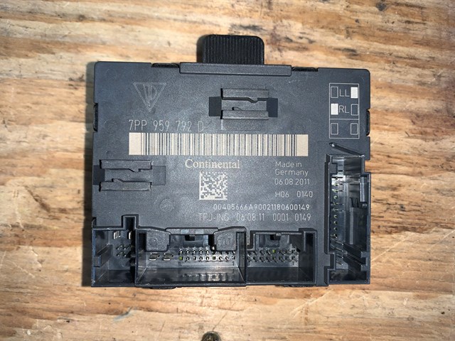 2012 Porsche Panamera Front RH Passenger Door Control Module OEM 7PP959792D