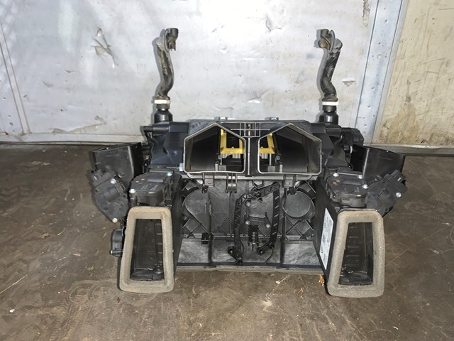 2012 Porsche Panamera Heater Core Evaporator Assembly OEM (FOR PARTS)