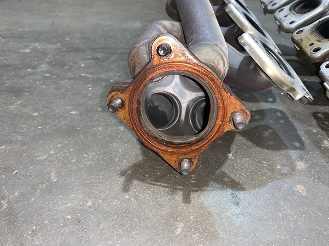 2012 Porsche Panamera 4.8L LH RH Exhaust Manifold Set OEM