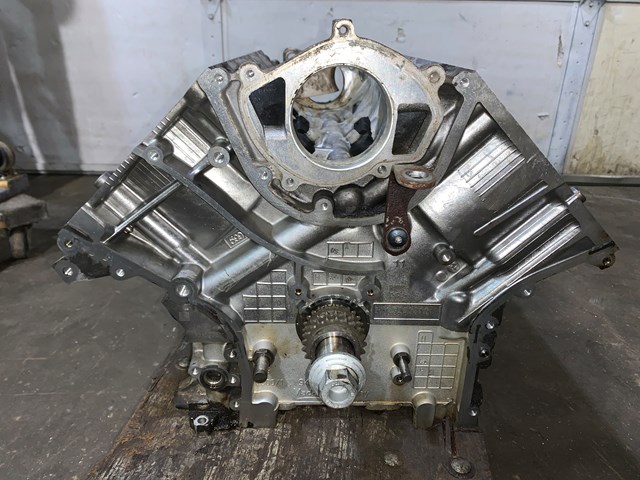 2012 Porsche Panamera 4.8L V8 Engine Cylinder Block Crankcase Assembly 90k Miles
