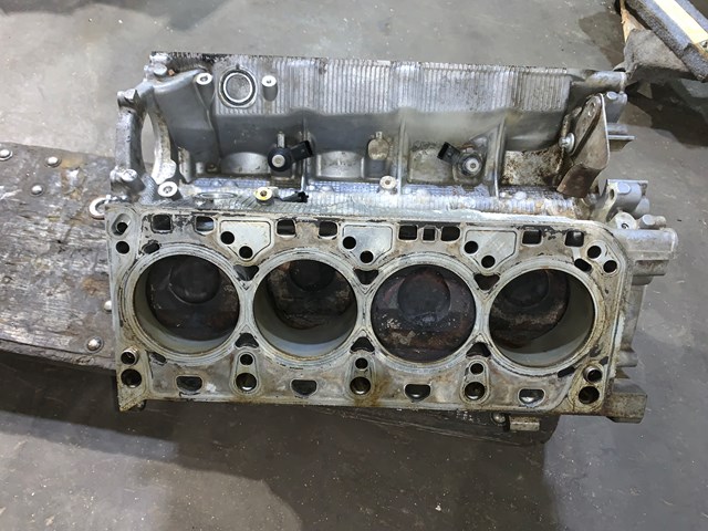 2012 Porsche Panamera 4.8L V8 Engine Cylinder Block Crankcase Assembly 90k Miles