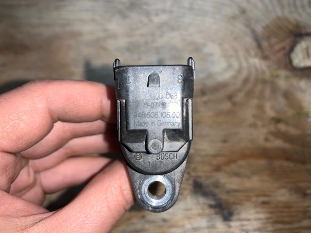 2012 Porsche Panamera Camshaft Position Sensor OEM 94860610600